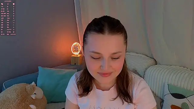 LorriMonz online show from June 2026 01:43:02 AM