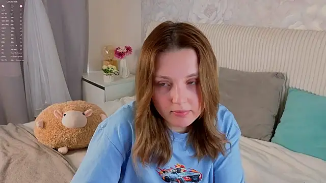 LorriMonz online show from June 2026 01:55:01 AM