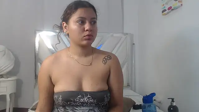 AlannaHarper online show from June 2026 04:43:01 PM