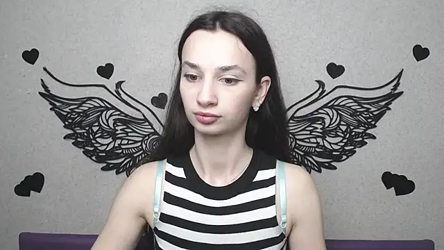 Je55icaBreeze online show from May 2026 01:39:01 PM