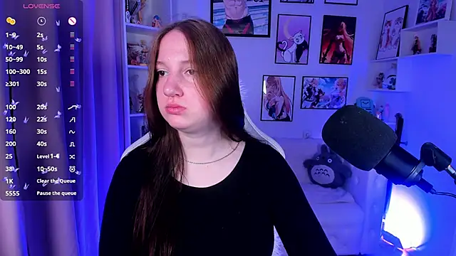 Elisabeth Binder online show from June 2026 03:31:02 AM