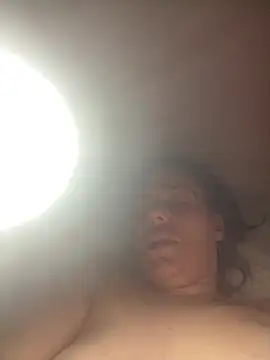 Melanie-beaute online show from April 2026 01:25:02 AM