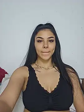 Snapshot of Crissdesire chatting on June 2026 01:37:01 PM Crissdesire online show from June 2026 01:37:01 PM