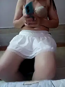 Pia-bee online show from March 2026 03:01:01 PM