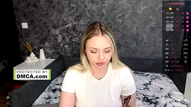 StasyLucke online show from April 2026 04:05:02 AM