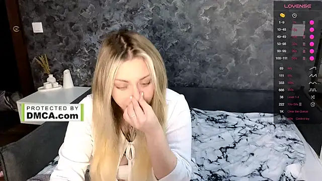 StasyLucke online show from May 2026 05:04:02 AM