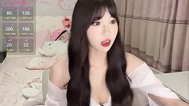 YINUO-QJ online show from May 2026 02:33:01 PM