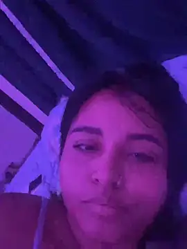 Snapshot of allissonSaenz chatting on April 2026 01:52:02 PM allissonSaenz online show from April 2026 01:52:02 PM