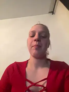 toxicgirl00 online show from March 2026 10:05:01 PM