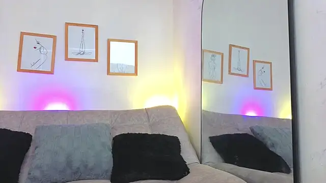 CharlotteCopper  online show from May 2026 10:43:02 AM