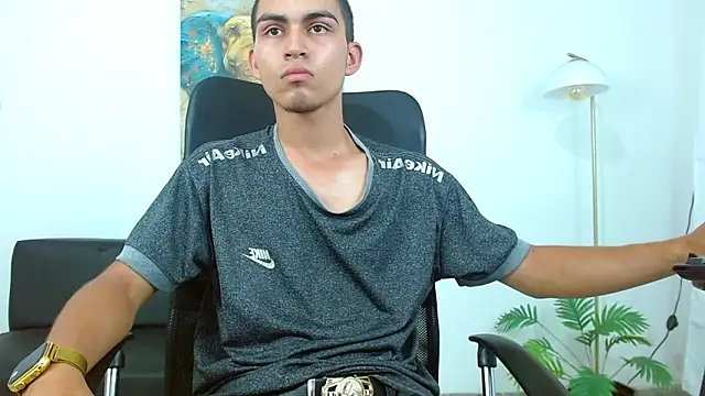 lucass 18 online show from March 2026 11:10:02 PM