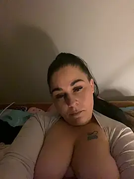 Szandra26 online show from April 2026 10:19:02 PM