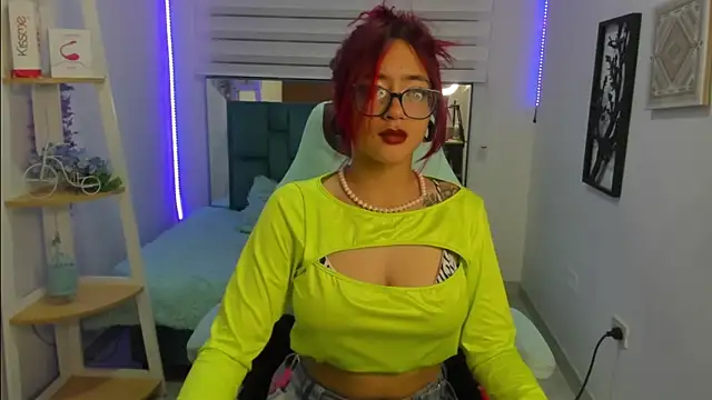 Sara Red X online show from June 2026 03:25:01 AM