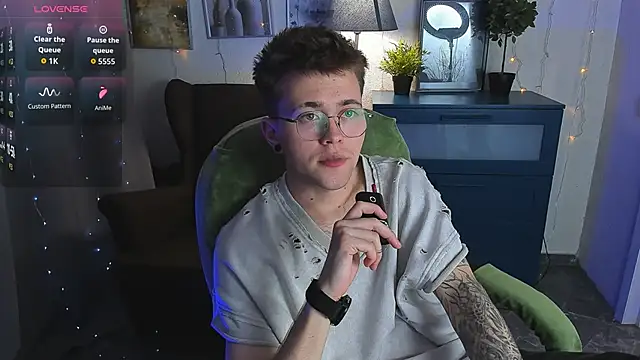 Thomas Norton online show from June 2026 09:35:02 PM