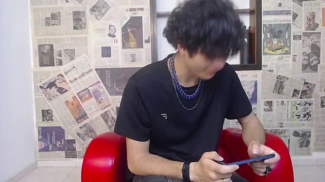 sebastian rougue online show from March 2026 08:47:01 PM