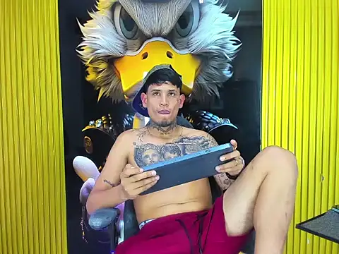 Winsord Bigcock online show from March 2026 08:47:01 PM