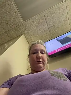 sweetkacibaby online show from May 2026 05:43:01 PM