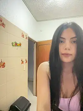 Snapshot of Cami_olarte chatting on May 2026 10:38:01 PM Cami olarte online show from May 2026 10:38:01 PM