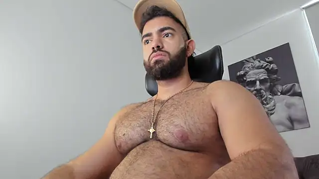 simonleon27 online show from June 2026 10:36:02 PM