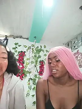 Snapshot of KatyBelle_ chatting on April 2026 07:44:02 PM KatyBelle online show from April 2026 07:44:02 PM