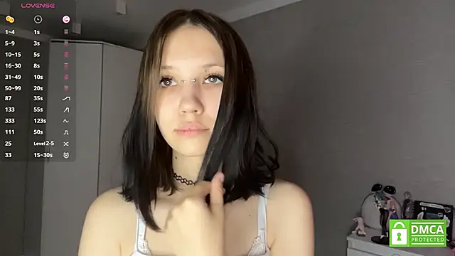 AmeliaMiotii online show from May 2026 11:04:01 AM