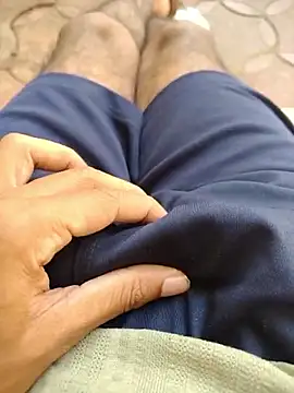 junedkhan99 online show from April 2026 04:17:01 AM