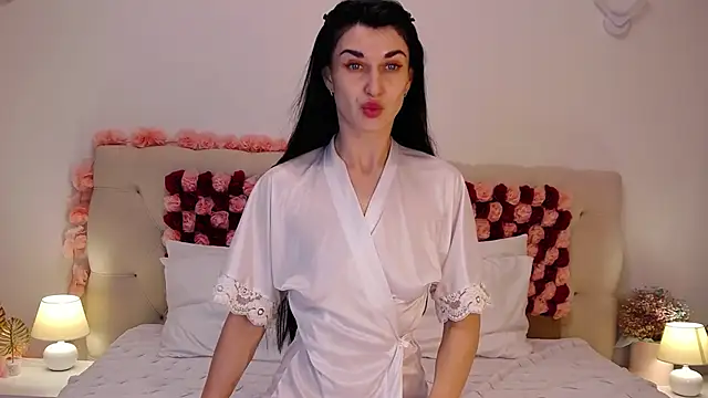 Snapshot of AriannaCruise chatting on April 2026 10:12:01 PM AriannaCruise online show from April 2026 10:12:01 PM