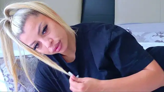 Ohh Nicole online show from May 2026 08:21:01 AM