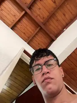 alejo09   online show from March 2026 09:58:02 PM