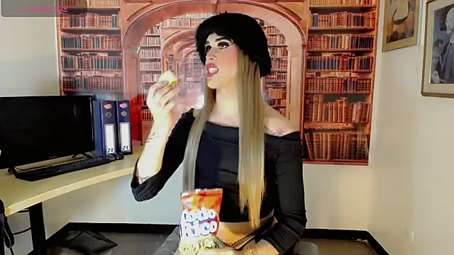 Snapshot of rashell_queen chatting on March 2026 09:59:02 PM rashell queen online show from March 2026 09:59:02 PM