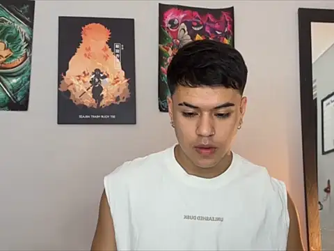 Tuenkim  online show from April 2026 03:29:01 AM