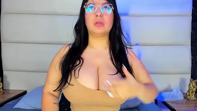 alice morris77 online show from April 2026 12:28:01 AM