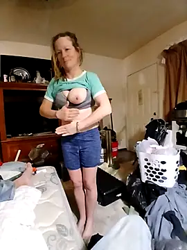 Snapshot of BloStacks1 chatting on March 2026 07:53:01 AM BloStacks1 online show from March 2026 07:53:01 AM