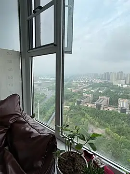 Snapshot of yuanpu0925 chatting on May 2026 12:50:02 AM yuanpu0925 online show from May 2026 12:50:02 AM
