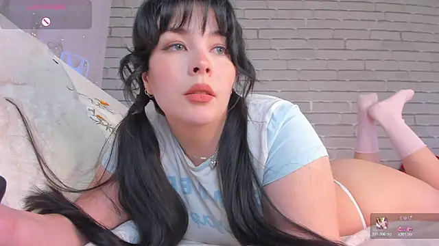 Snapshot of NatalForsy chatting on April 2026 12:16:02 PM NatalForsy online show from April 2026 12:16:02 PM