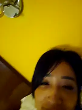 Emceeeeee25 online show from March 2026 06:52:01 PM