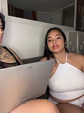 lunaa love online show from May 2026 11:56:02 PM