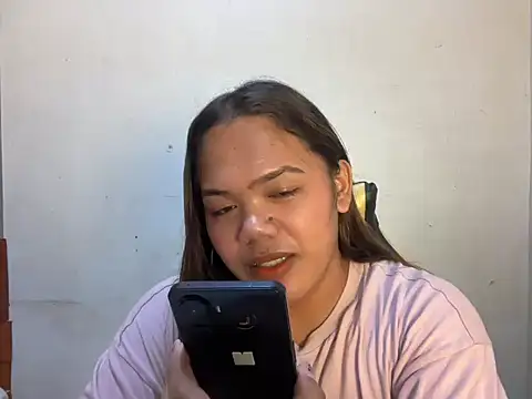 Snapshot of yourhotwild_bella chatting on August 2026 08:34:01 PM yourhotwild bella online show from August 2026 08:34:01 PM