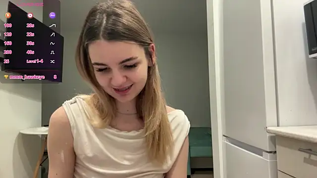 Snapshot of Peachy_keens chatting on April 2026 04:37:01 PM Peachy keens online show from April 2026 04:37:01 PM