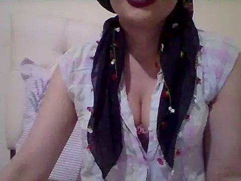 Snapshot of busex25 chatting on May 2026 09:08:02 PM busex25 online show from May 2026 09:08:02 PM