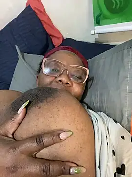 BoobsQueeen online show from July 2026 06:11:02 AM