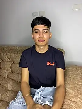 Snapshot of Miguelponce01 chatting on July 2026 11:54:02 PM Miguelponce01 online show from July 2026 11:54:02 PM