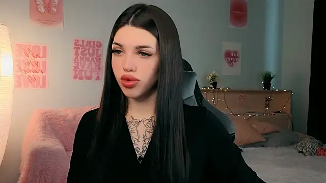 molly rettyy online show from May 2026 04:39:01 AM