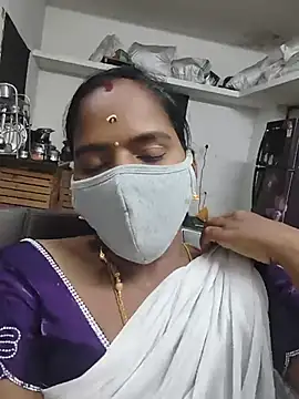 Snapshot of Tamil_Sangeetha chatting on July 2026 04:02:02 PM Tamil Sangeetha online show from July 2026 04:02:02 PM