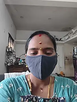 Snapshot of Tamil_Sangeetha chatting on July 2026 04:07:01 AM Tamil Sangeetha online show from July 2026 04:07:01 AM