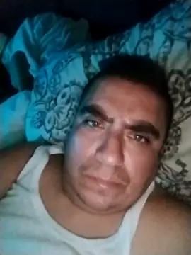 Snapshot of Manuel3910 chatting on June 2026 06:15:01 AM Manuel3910 online show from June 2026 06:15:01 AM