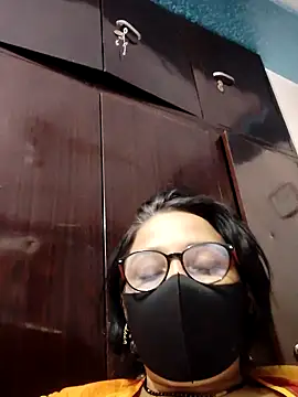 purvi46 online show from April 2026 07:22:02 PM