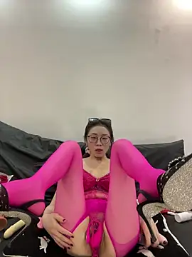 meimeibuguai online show from May 2026 04:04:02 PM