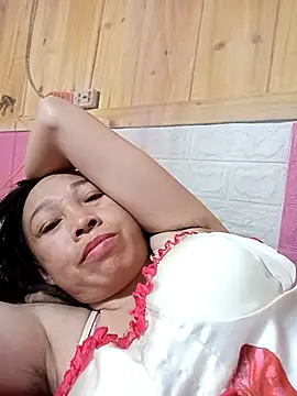 Snapshot of Vily-lonely chatting on May 2026 10:15:02 PM Vily-lonely online show from May 2026 10:15:02 PM