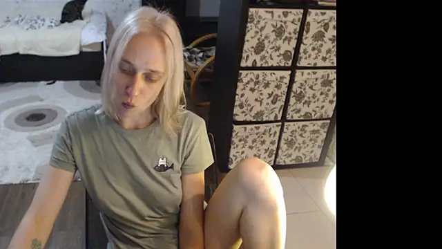 Snapshot of Sweet_hot_shrmp chatting on July 2026 05:44:02 PM Sweet hot shrmp online show from July 2026 05:44:02 PM